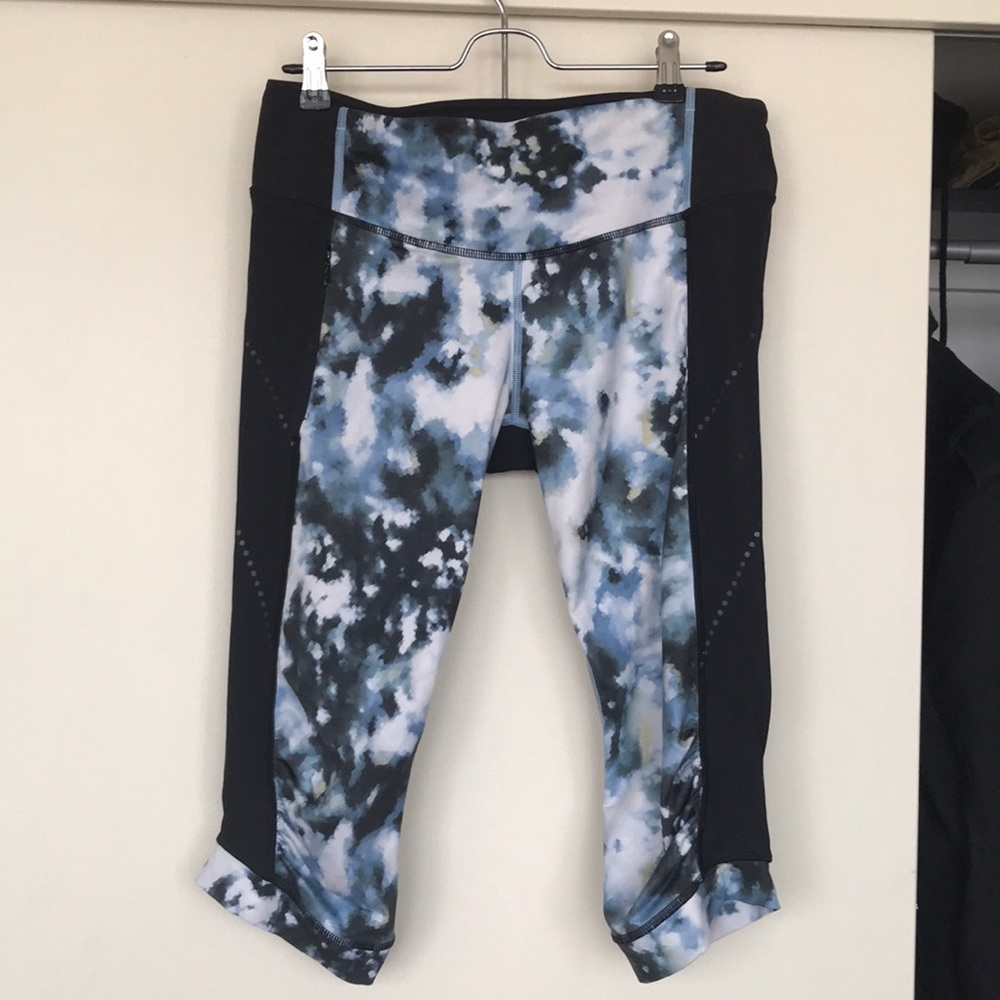 Lululemon running crop tight